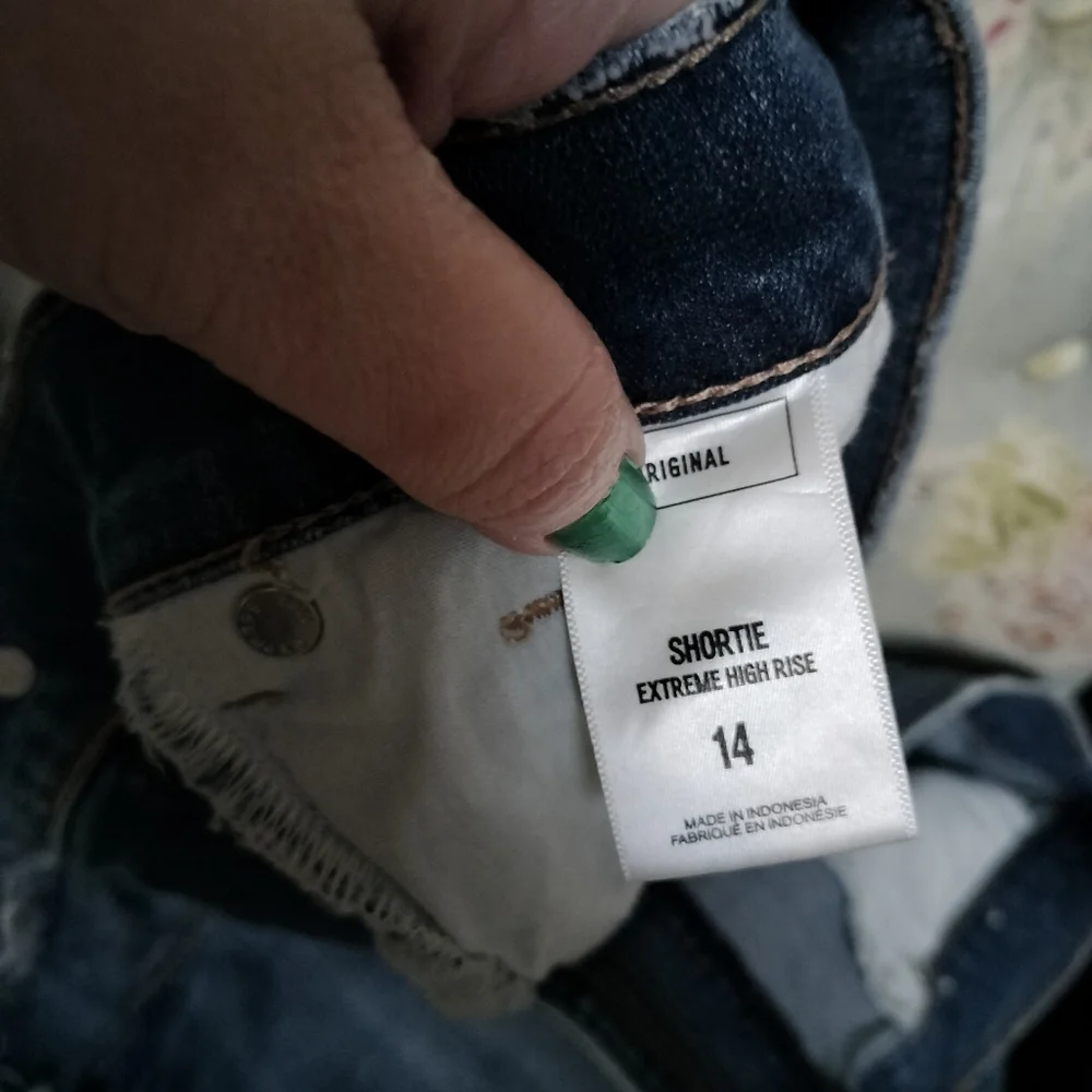 Express Star ⭐ shorts - Picture 5 of 6